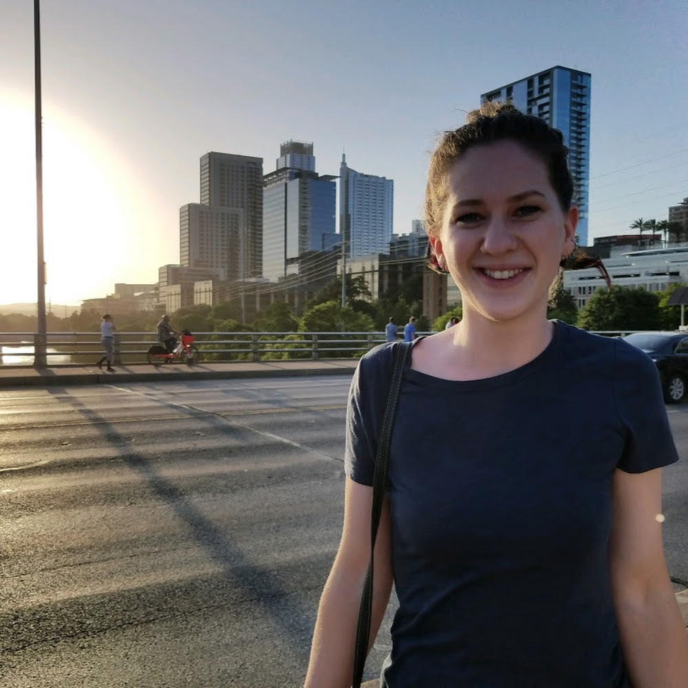 Meet your Posher, Amelia
